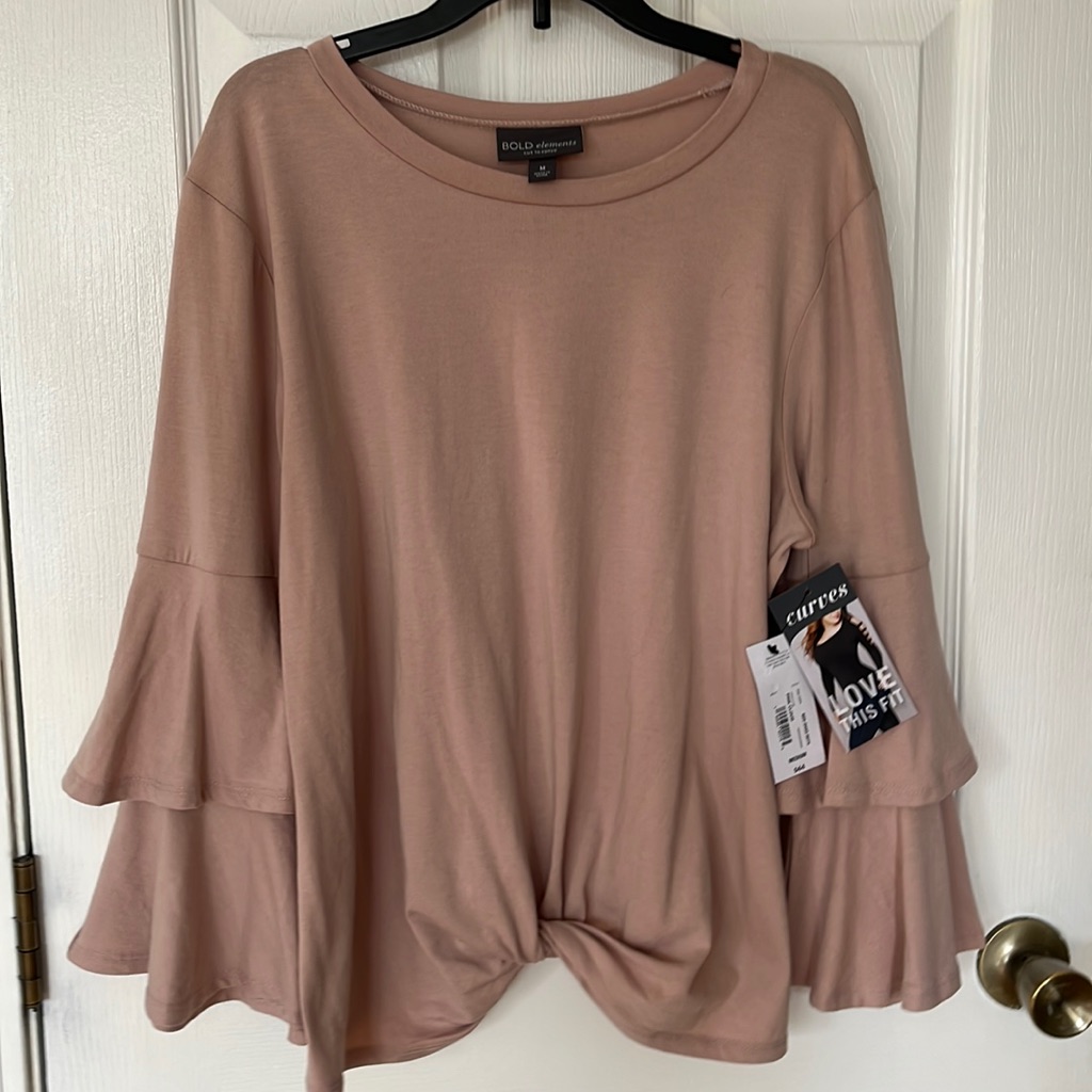 Nwt Bold Elements Top